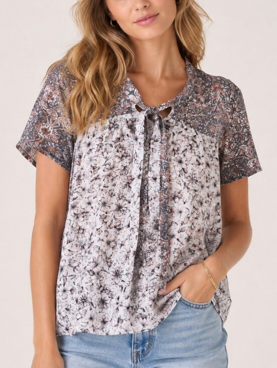 NAIF Tops - NEVER WORN! NAIF Pink Floral V-Neck Boho Blouse Top Sz Size Large